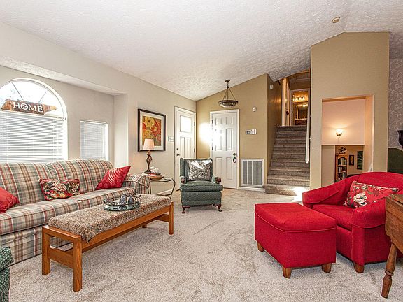 4th image of 4304 Island Ct