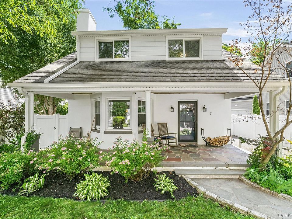 1st image of 7 Brook Place