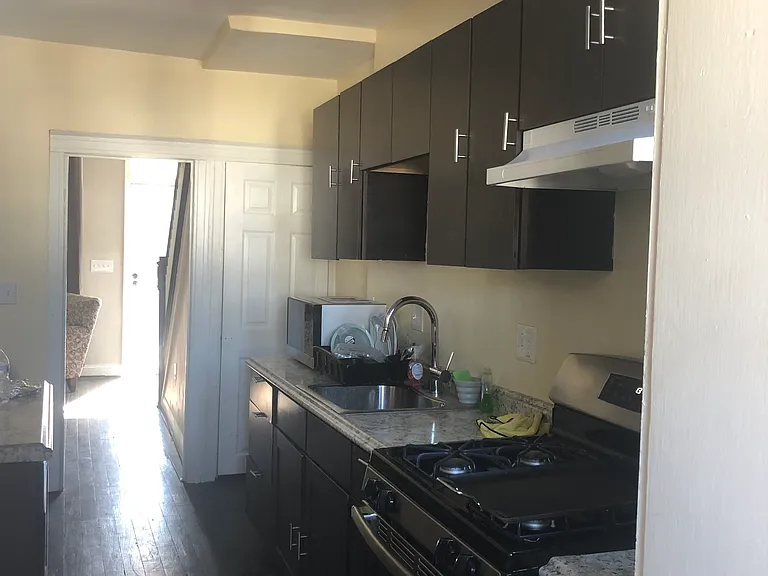 3414 Ravenwood Ave #B — Photo 9
