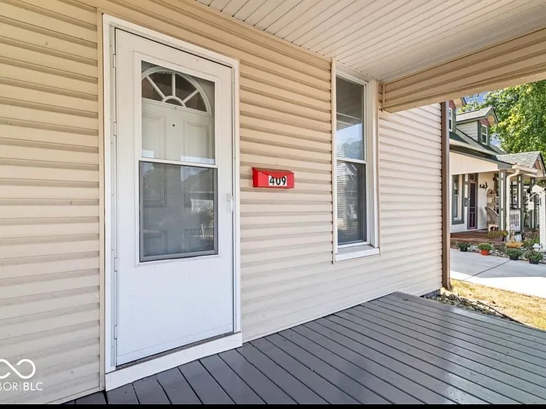 409 W Wiley St — Photo 4