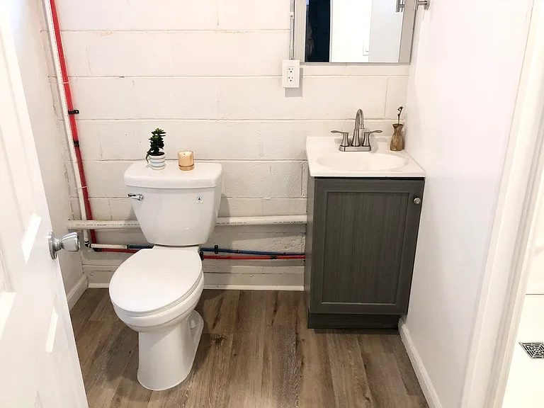 13431 Oak Park Blvd — Photo 11