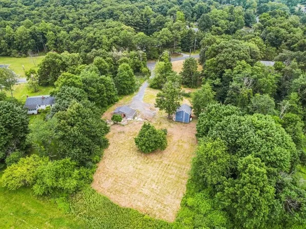 17 Cromwell Road, Monroe, NY 10950