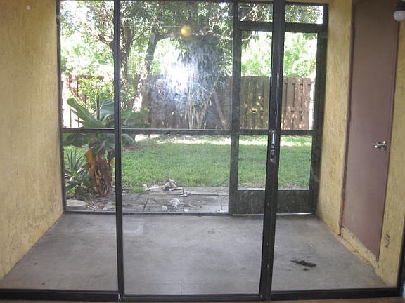 4th image of 5987 Forest Hill Blvd APT 105