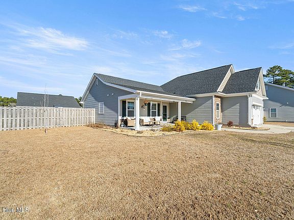 3rd image of 2083 Southern Pine Drive