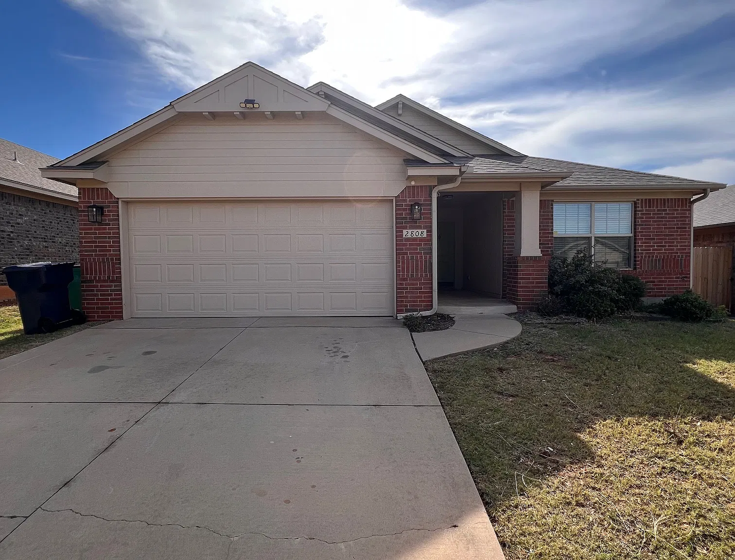 4 bed, 1708 sqft, $2,000 — Photo 2