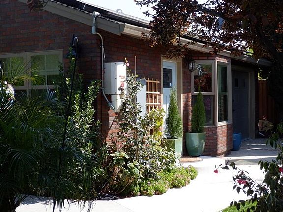 4th image of 404 Shamrock Dr #B
