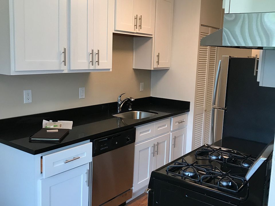 1st image of 327 Curtner Ave APT J