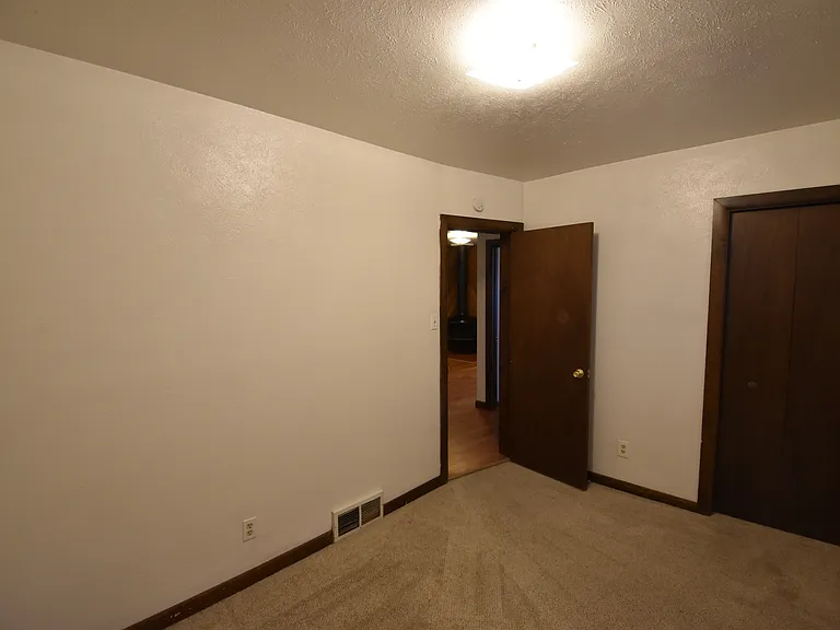 2230 Walnut St #1 — Photo 9