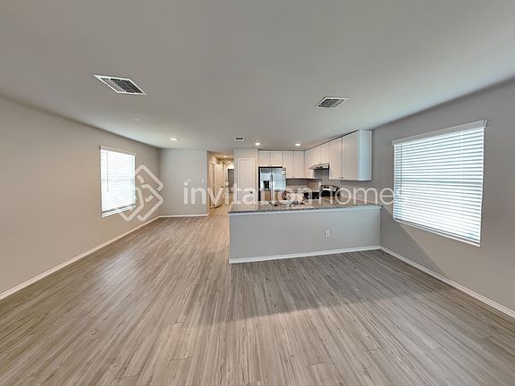 4th image of 5426 Verdugos Pl