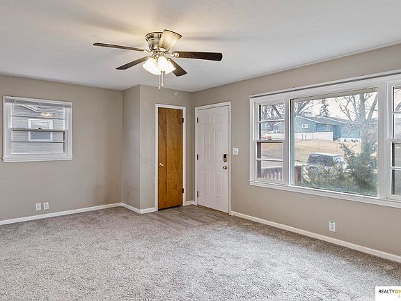 5th image of 5311 N 49th Ave