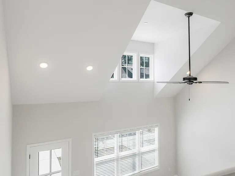 1150 England Dr — Photo 14