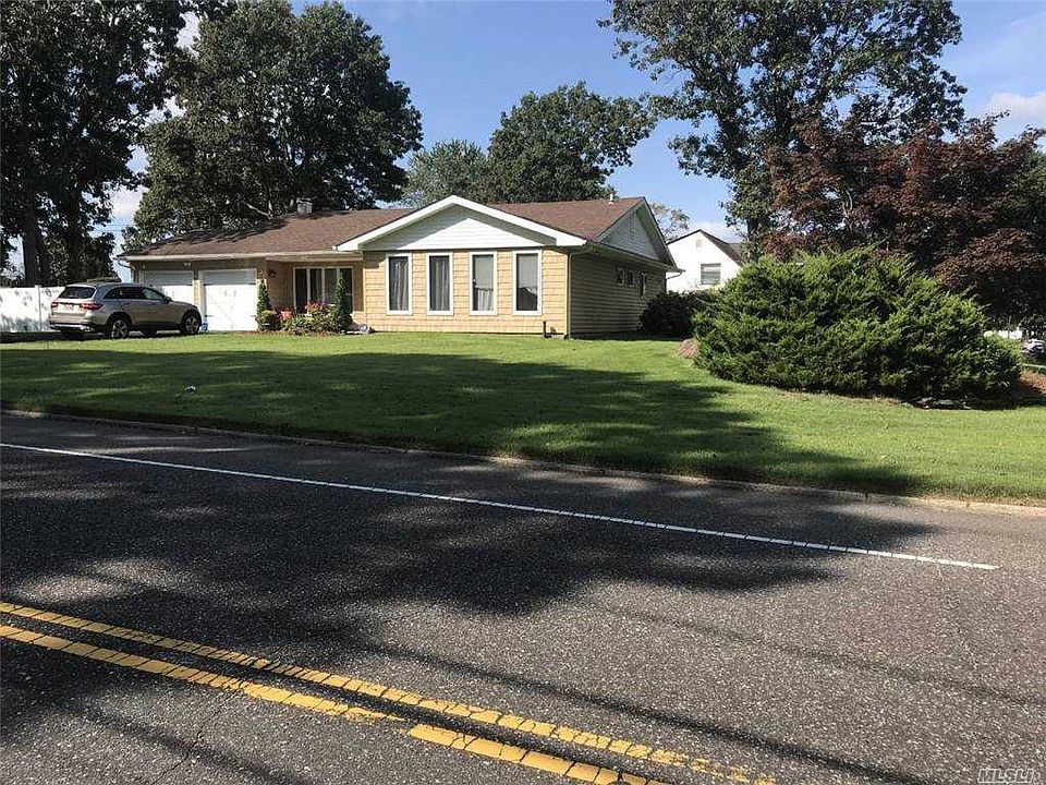 2nd image of 140 N Coleman Rd