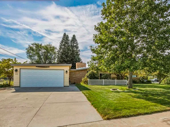 1821 Thayer Dr, Richland, WA 99354