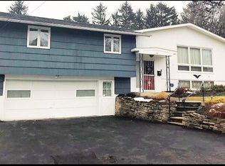 134 Manor Dr, De Witt, NY 13214