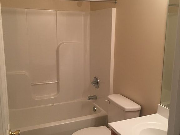4th image of 106 N Osprey Ct