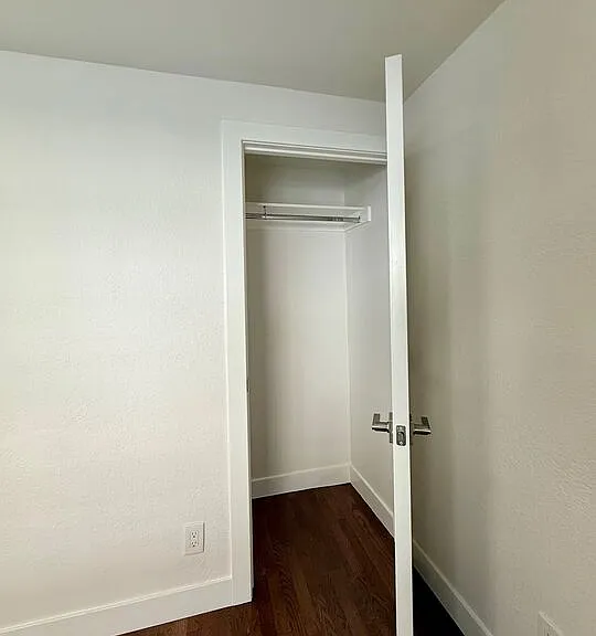 224 S Kenilworth Ave — Photo 8