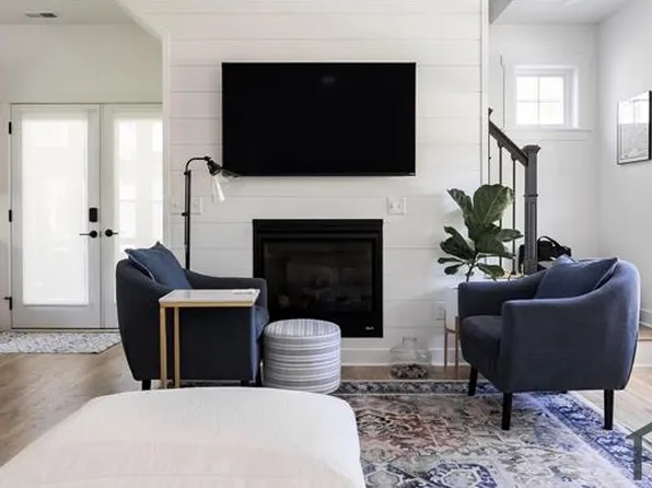 2698 Council St, Lithonia, GA 30058