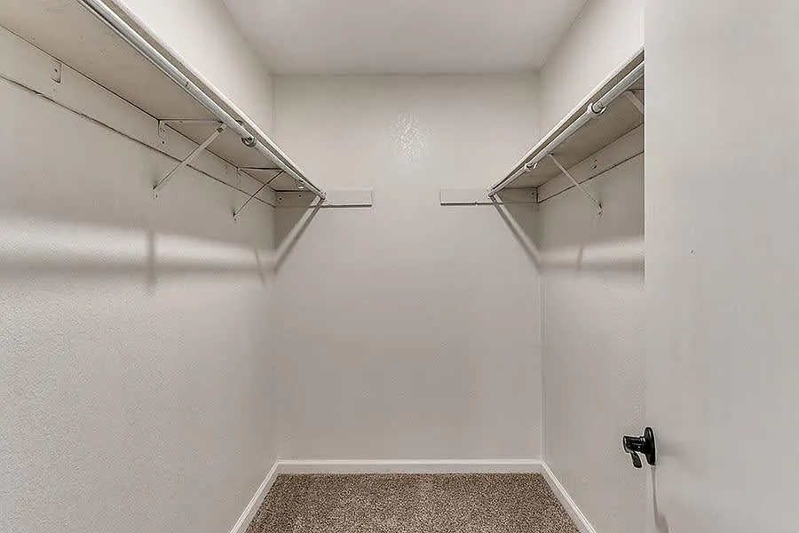 Hearthstone Homes - Moore — Photo 4