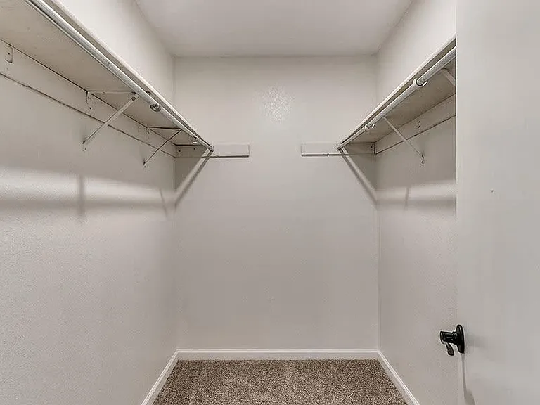 Hearthstone Homes - Moore — Photo 4