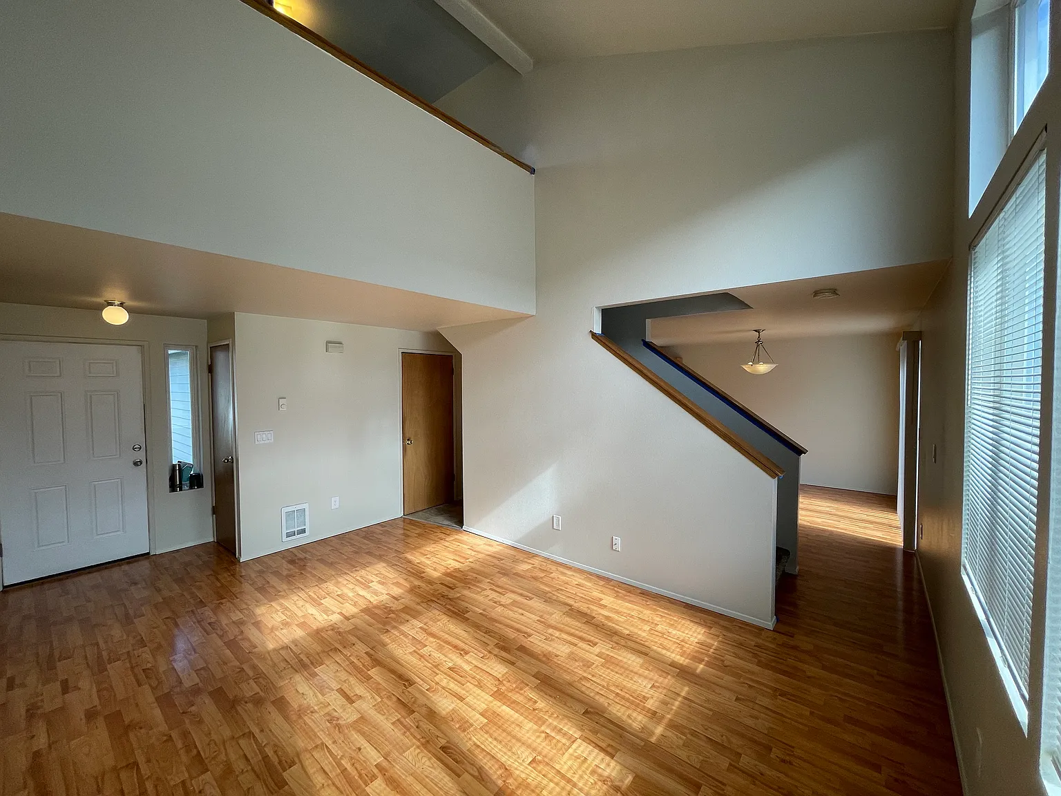 9705 16th Pl SE — Photo 3