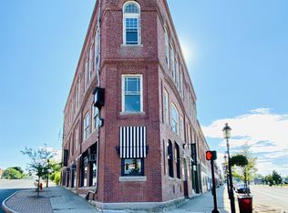 345 Main St, Calais, ME 04619