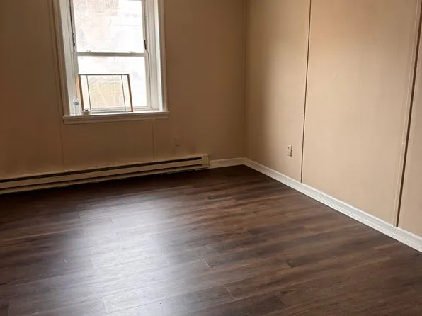 718 Centre Street, 718 Centre St #2F, Ashland, PA 17921