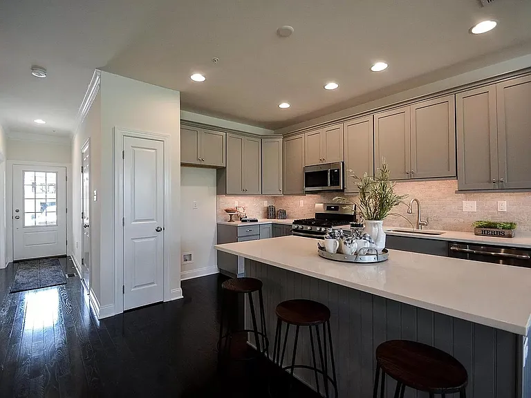 133 Woodwinds Dr — Photo 6