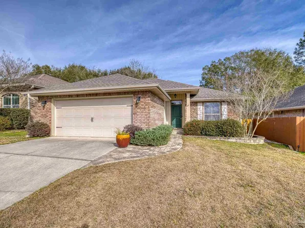 5761 Jade Moon Cir, Milton, FL 32583