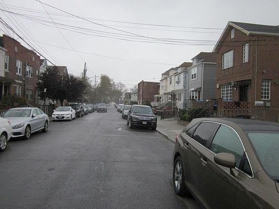 5th image of 10 Stryker St