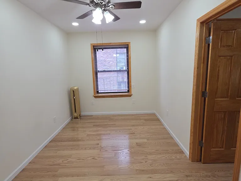 323 86th St #3H — Photo 5