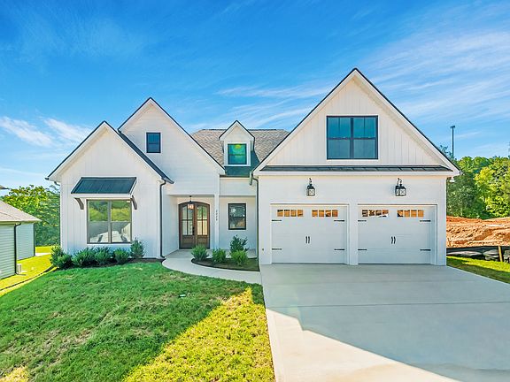 Modern Farmhouse Exterior