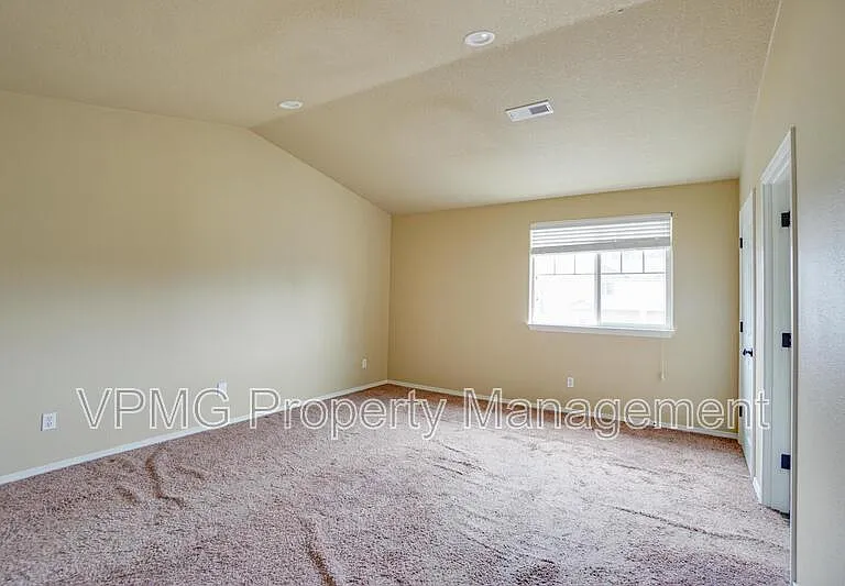 7809 NE 24th Ct — Photo 12