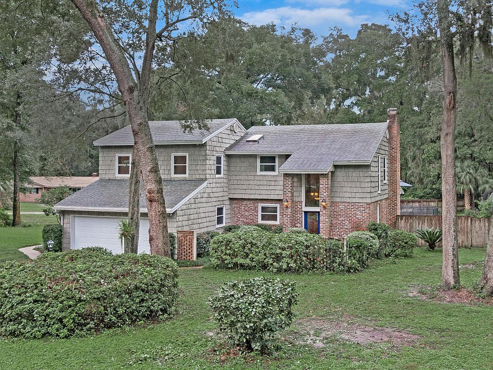 1st image of 2009 Challeux Dr W