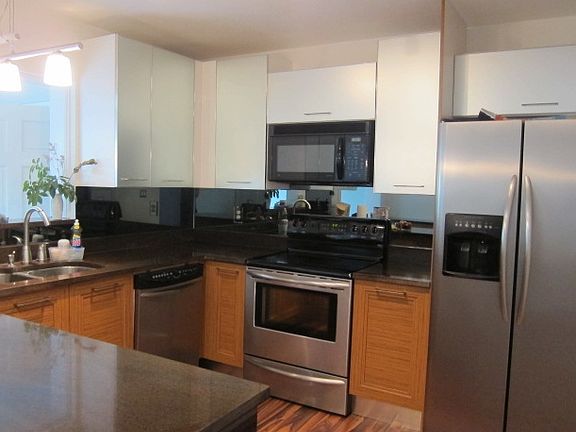 5th image of 10345 Carrollwood Ln