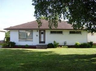 3222 Hetzel Dr, Parma, OH