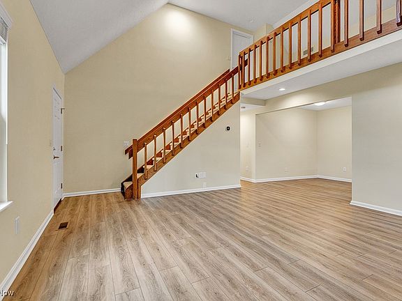4th image of 5198 Liberty Ln #B