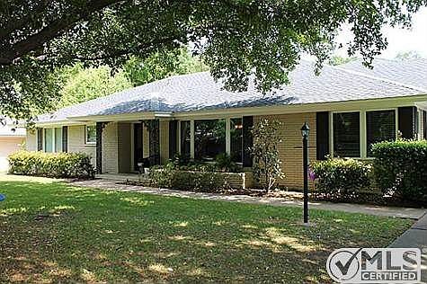 1st image of 4216 Shannon Dr