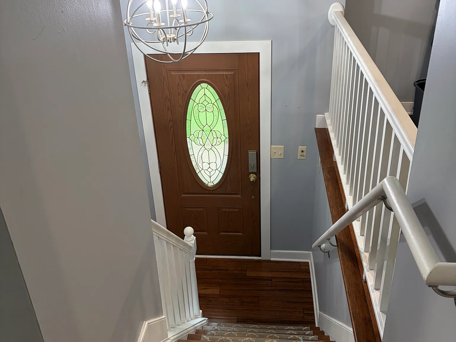 4 bed, 2099 sqft, $4,500 — Photo 2