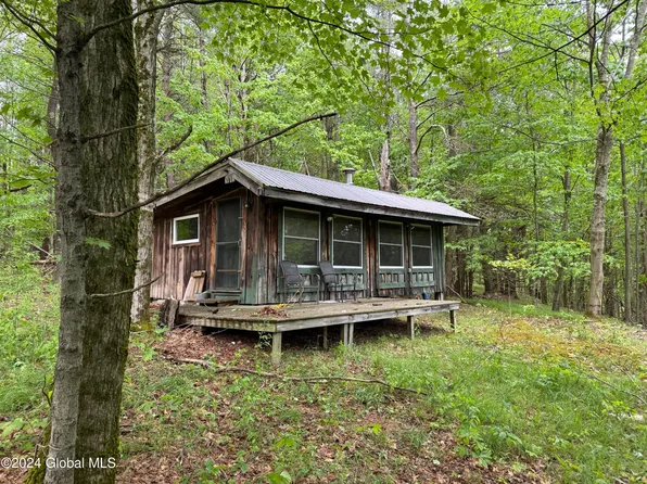 56 Odin Way, Cambridge, NY 12816