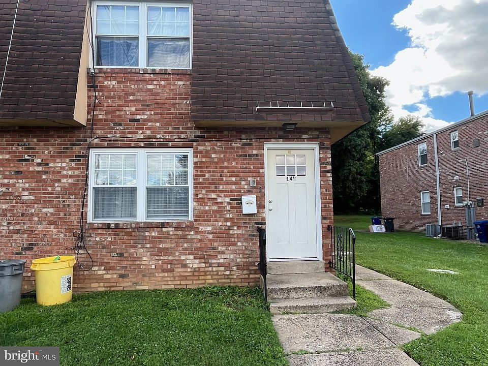 1st image of 16 Apel Ave