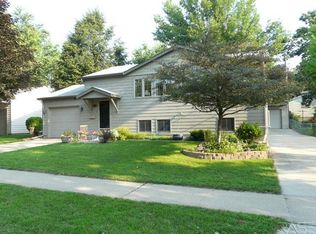 4000 E 24th St, Sioux Falls, SD 57103