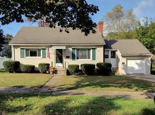 204 Emerson St, Springfield, MA 01118