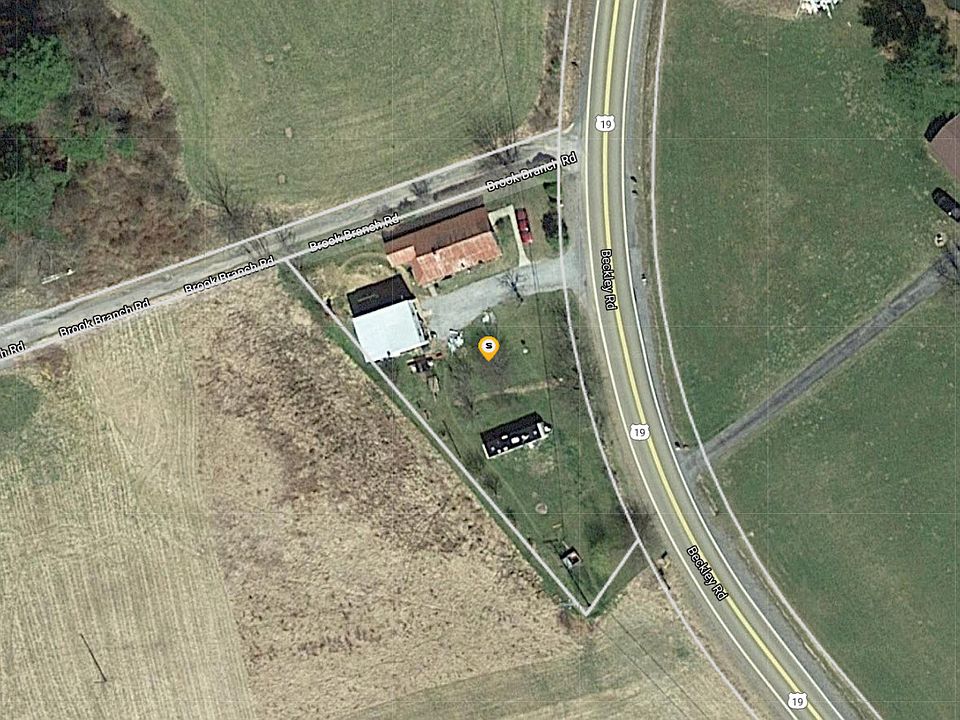 2nd image of 10743 Beckley Rd