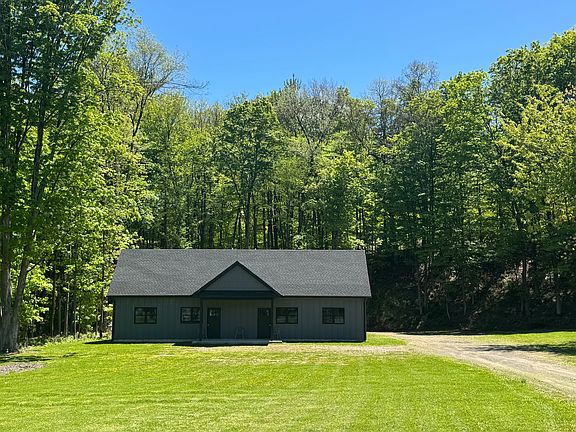 4th image of 651 Granite Rd #2