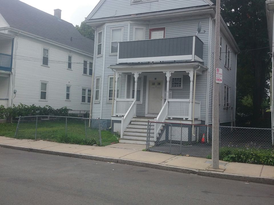 2nd image of 28 Harwood St