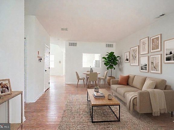 2nd image of 8 Trout Trl