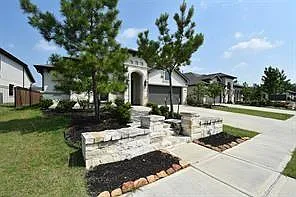 4525 Silver Pine Ct — Photo 2