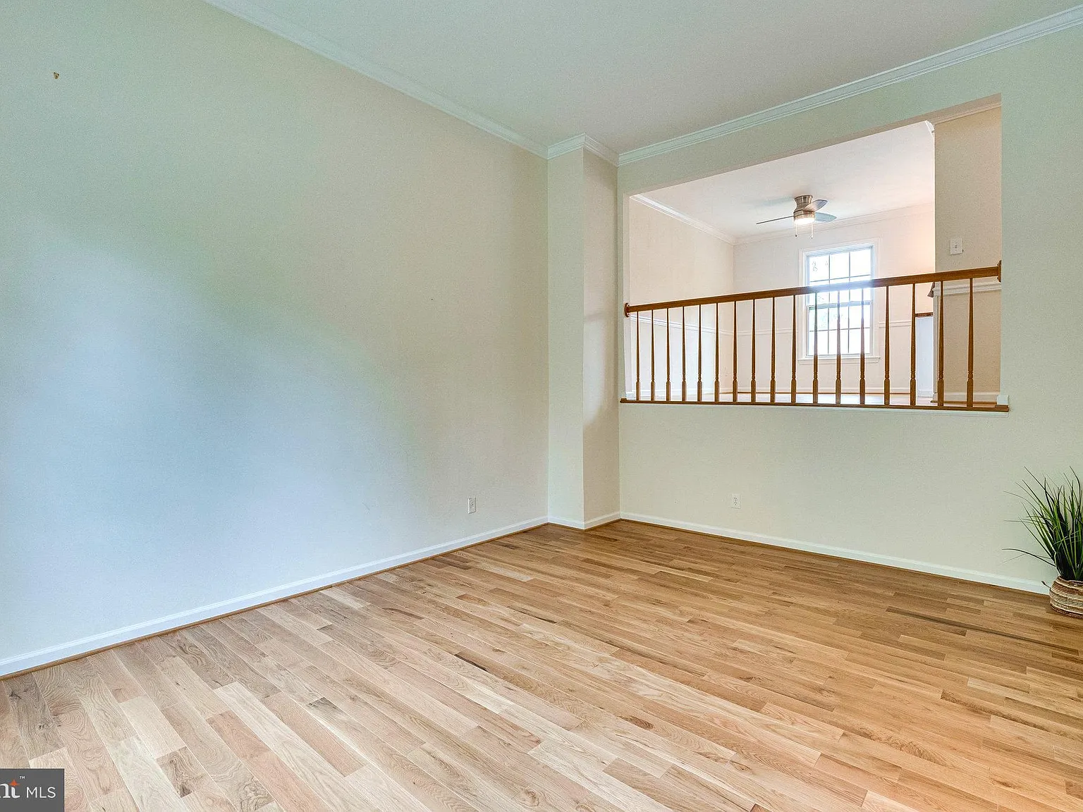 3 bed, 2.5 bath, 2112 sqft, $3,100 — Photo 3