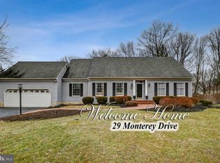 29 Monterey Dr, Princeton Junction, NJ 08550