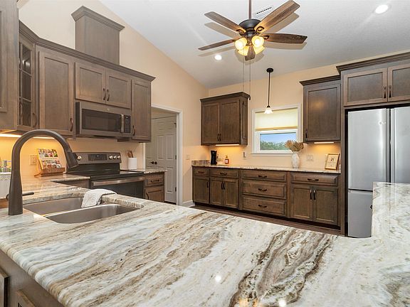 3rd image of 393 NW Willie Deas Rd Lot 2